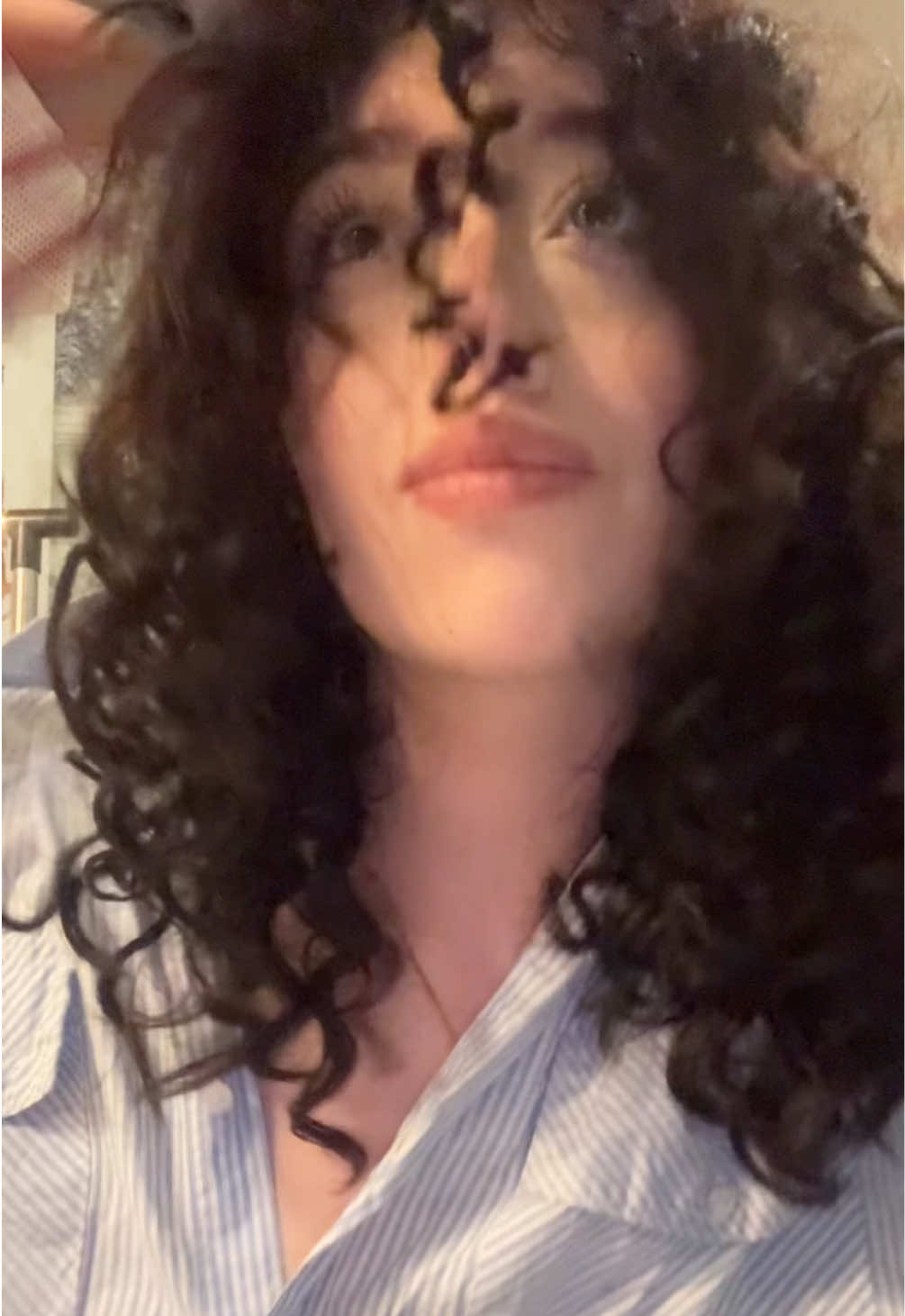 @🦅