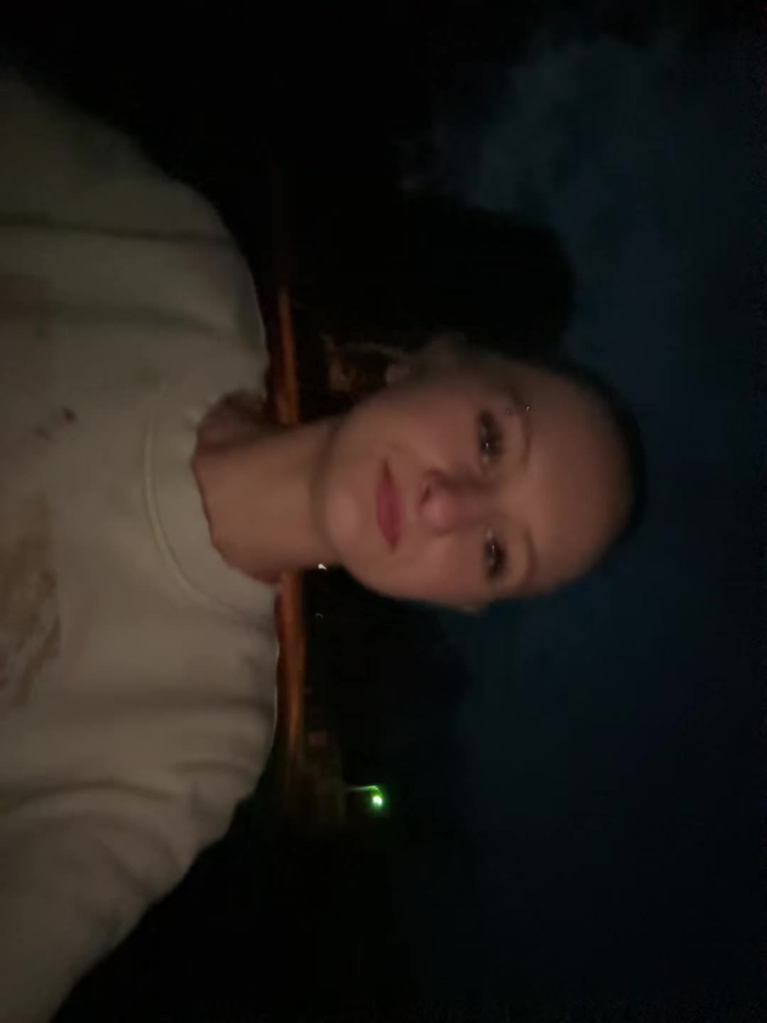 @hollyzzz_spam