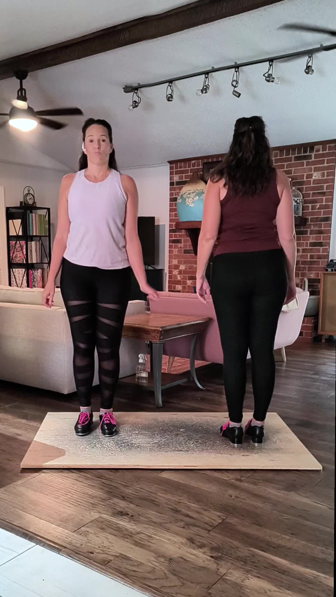 @AshleeTaps