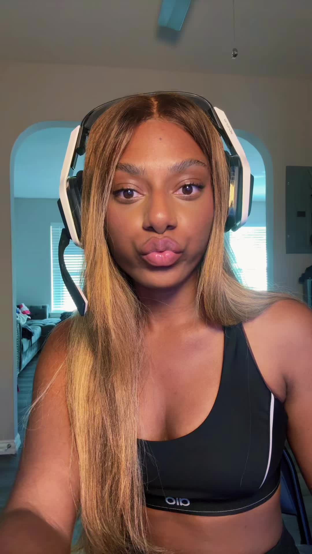 @ItGirlAshh
