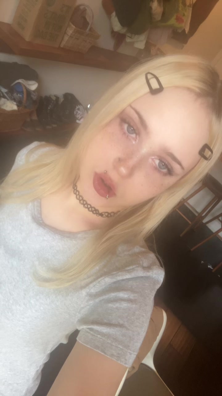 @Teeny tiny unicorn