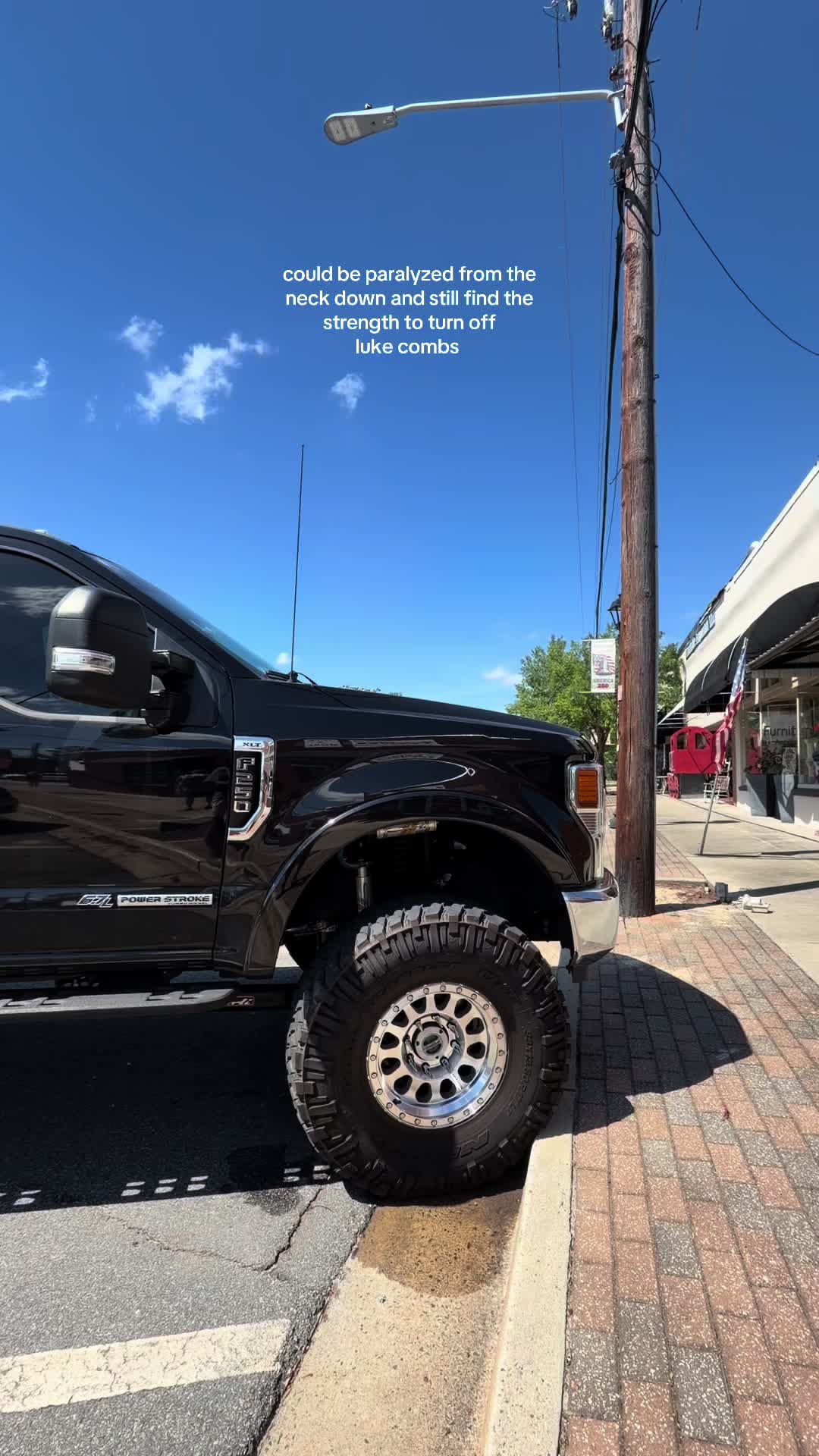 @️