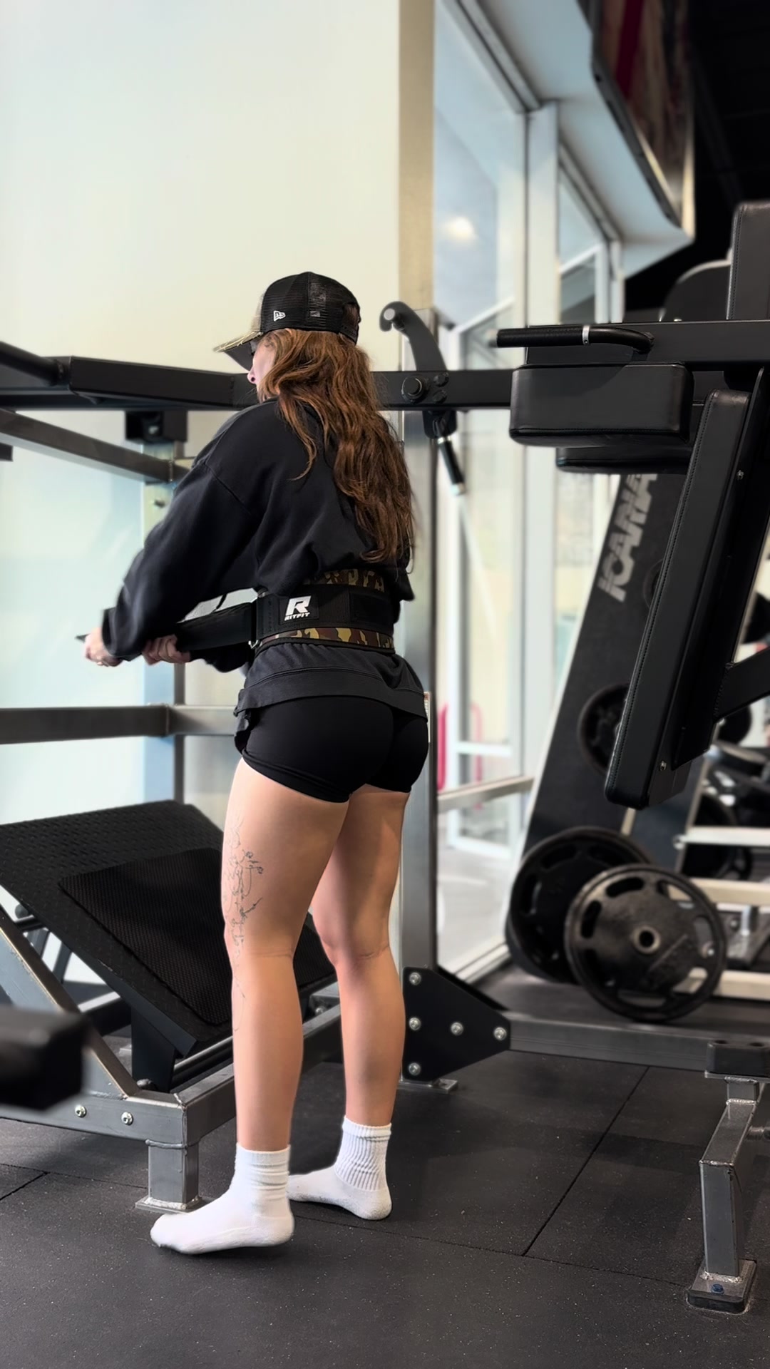 @lindseylicata_