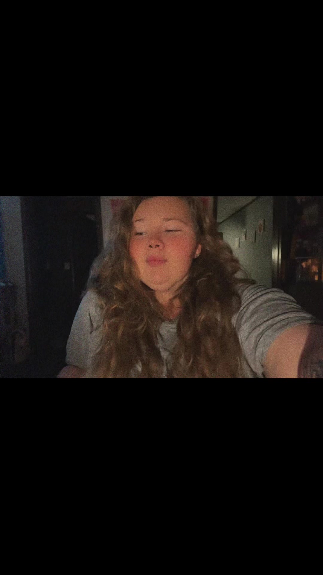 @Linzaaa💋