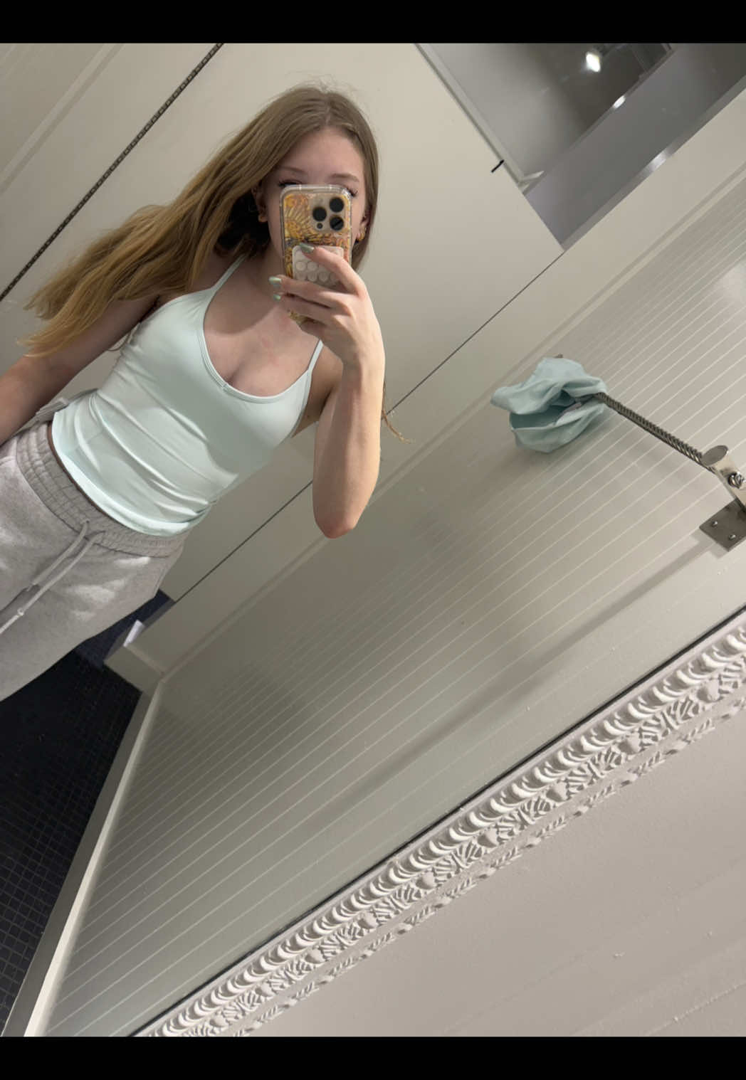 @𝕎𝕚𝕝𝕝𝕠𝕨 💐🐝