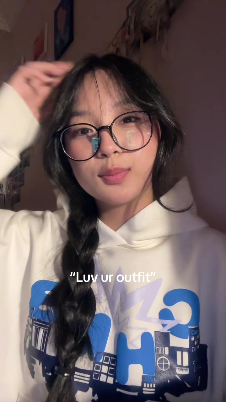 @m0calen_