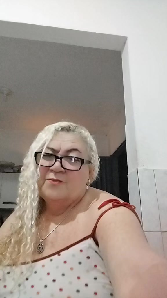 @＠꧁🌸LOIRADOTIKTOK🌸꧁