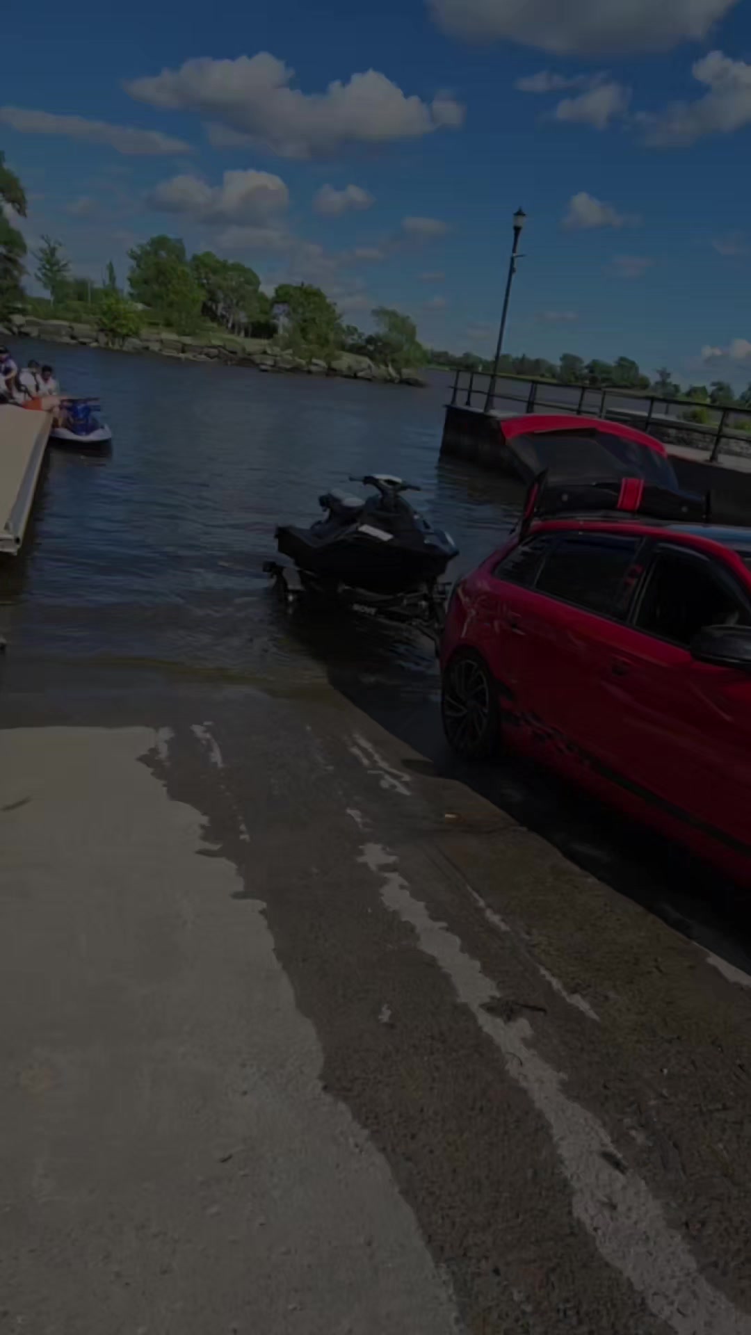 @Hm&icirc;m&iuml; Th&egrave; Fr&euml;&ecirc;m&aring;n 🦅