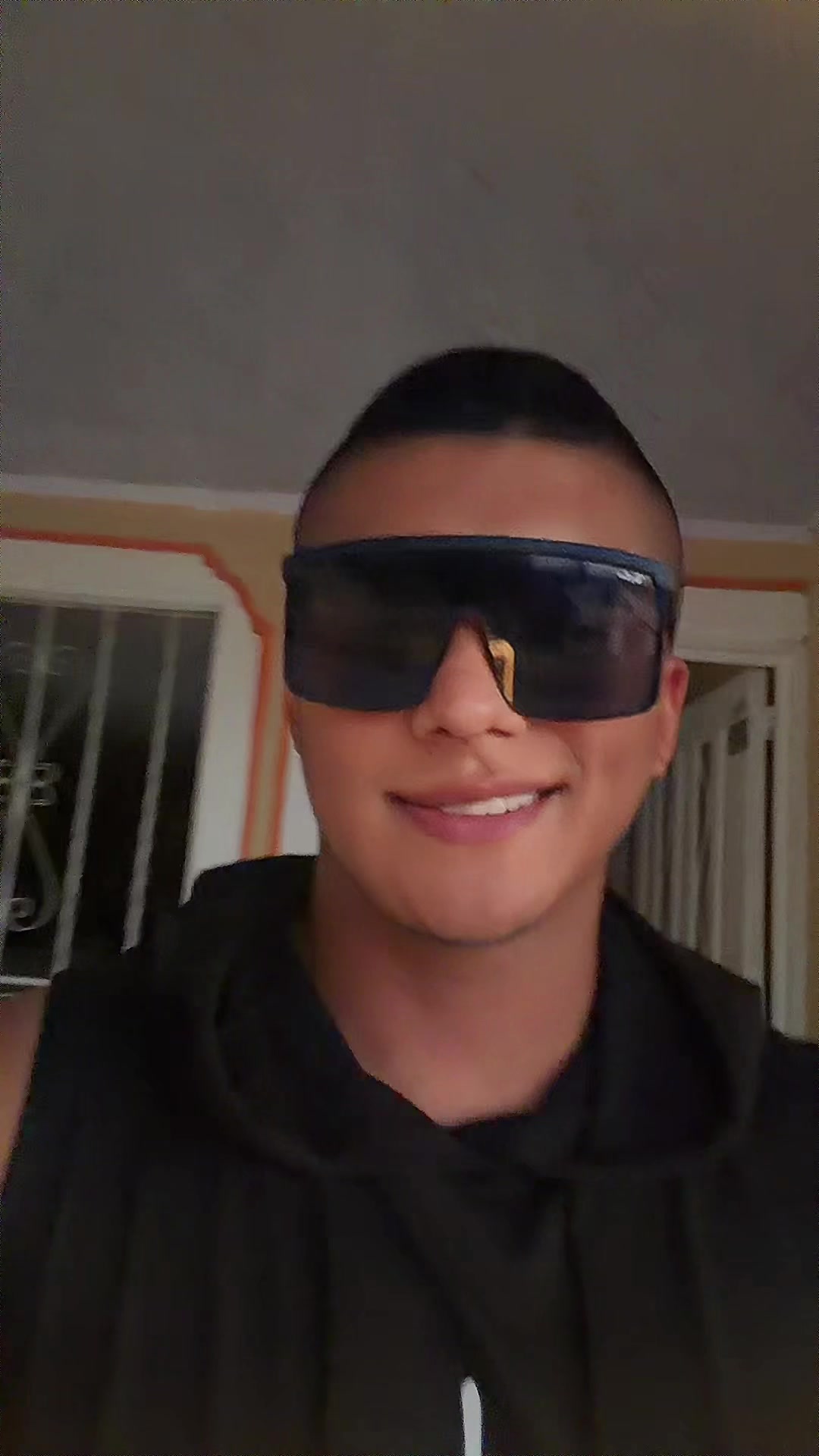 @B R Y A N • Te sigue