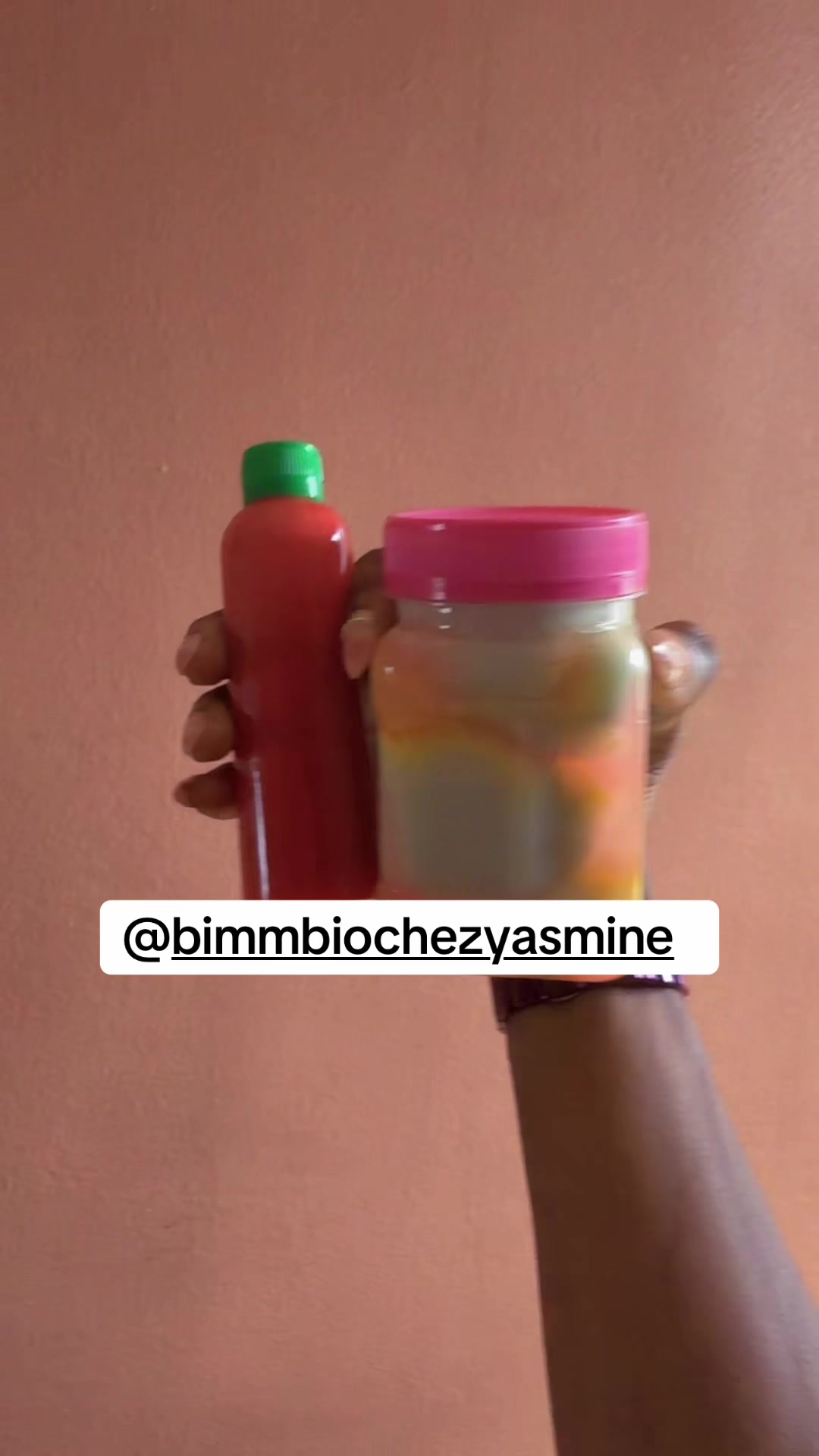 @Yasmine Bimbio3