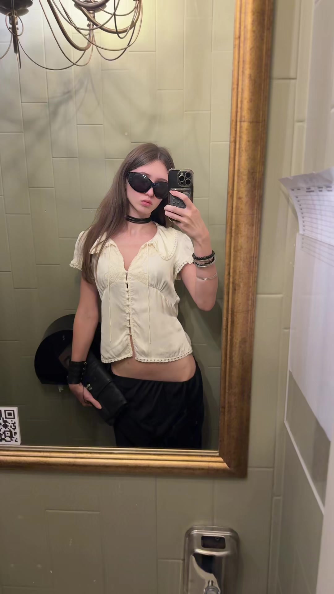 @ariiikv