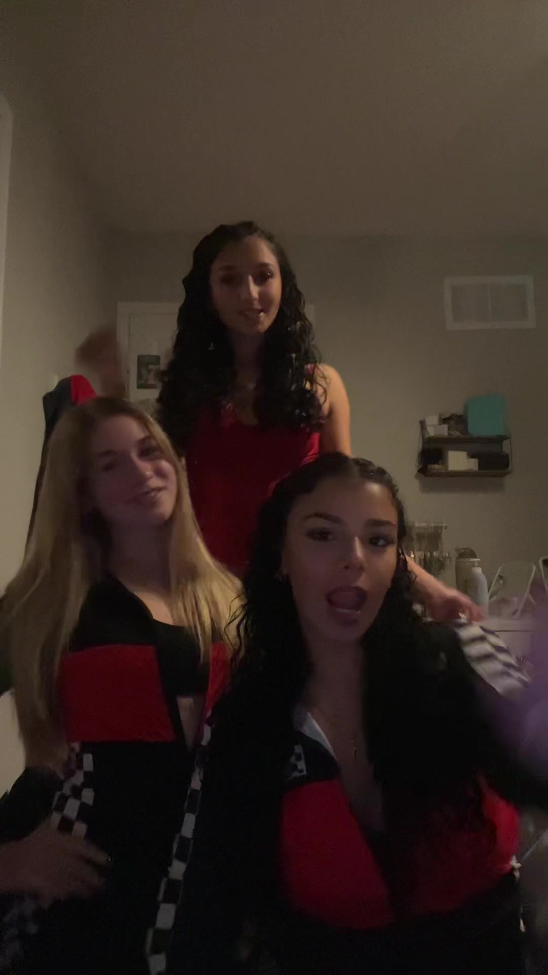 @victoriarusso