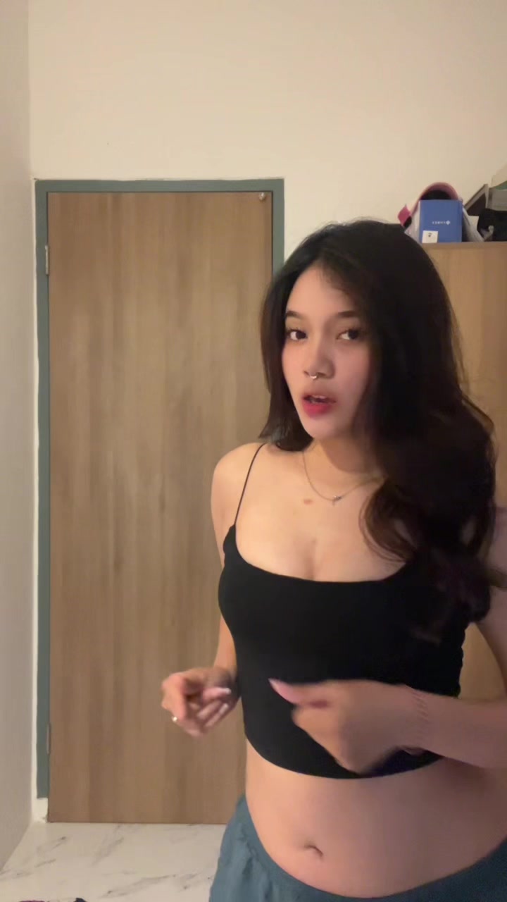 @urluvrawr