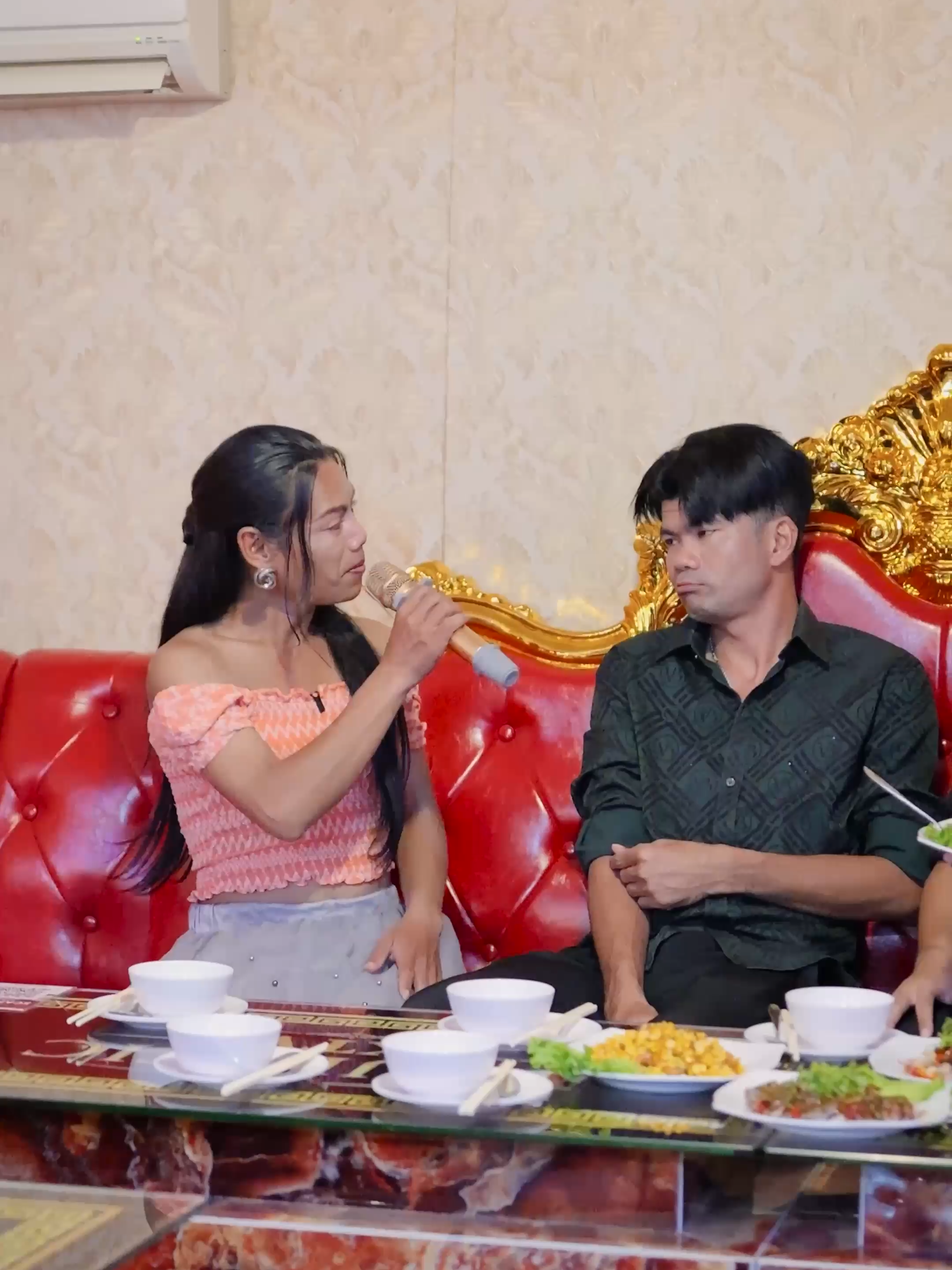 @PhanRong - ផាន់រុង
