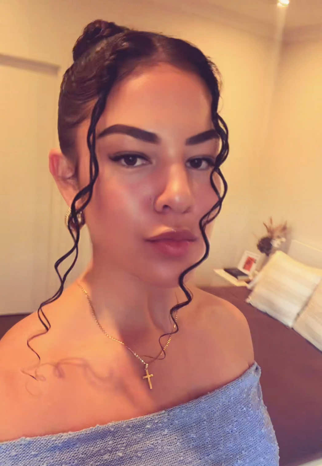 @itsnelle