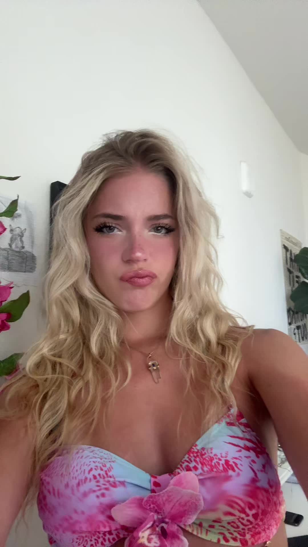 @chlo💫