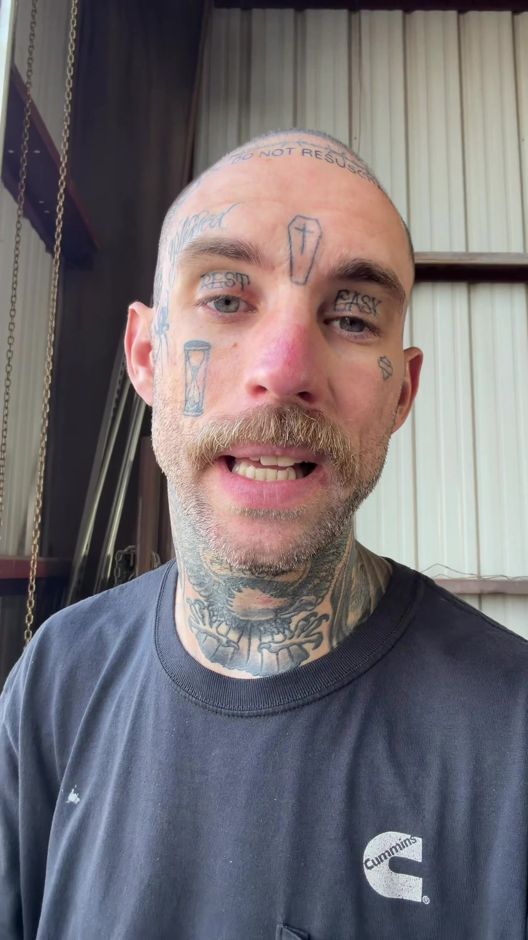 @itzjustchrizz