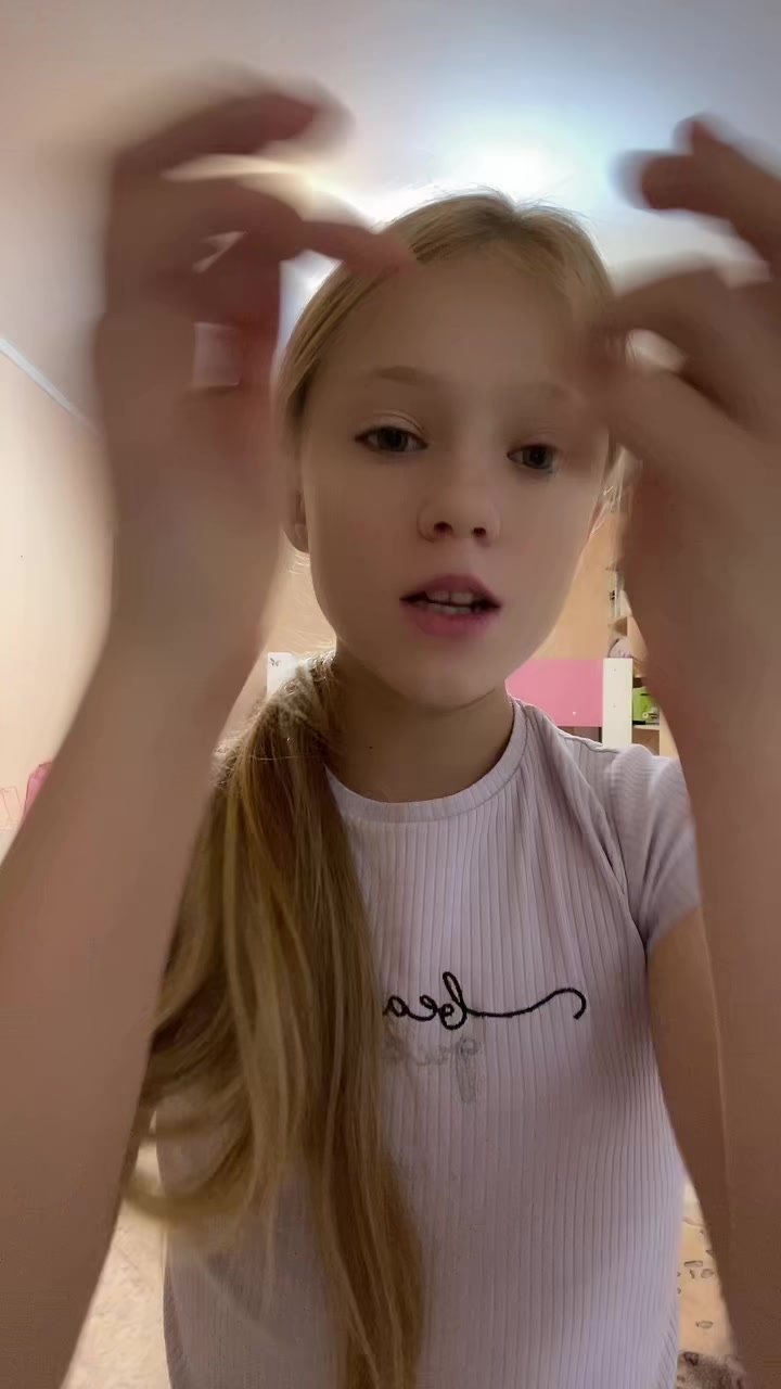 @Та самая Дарина😝