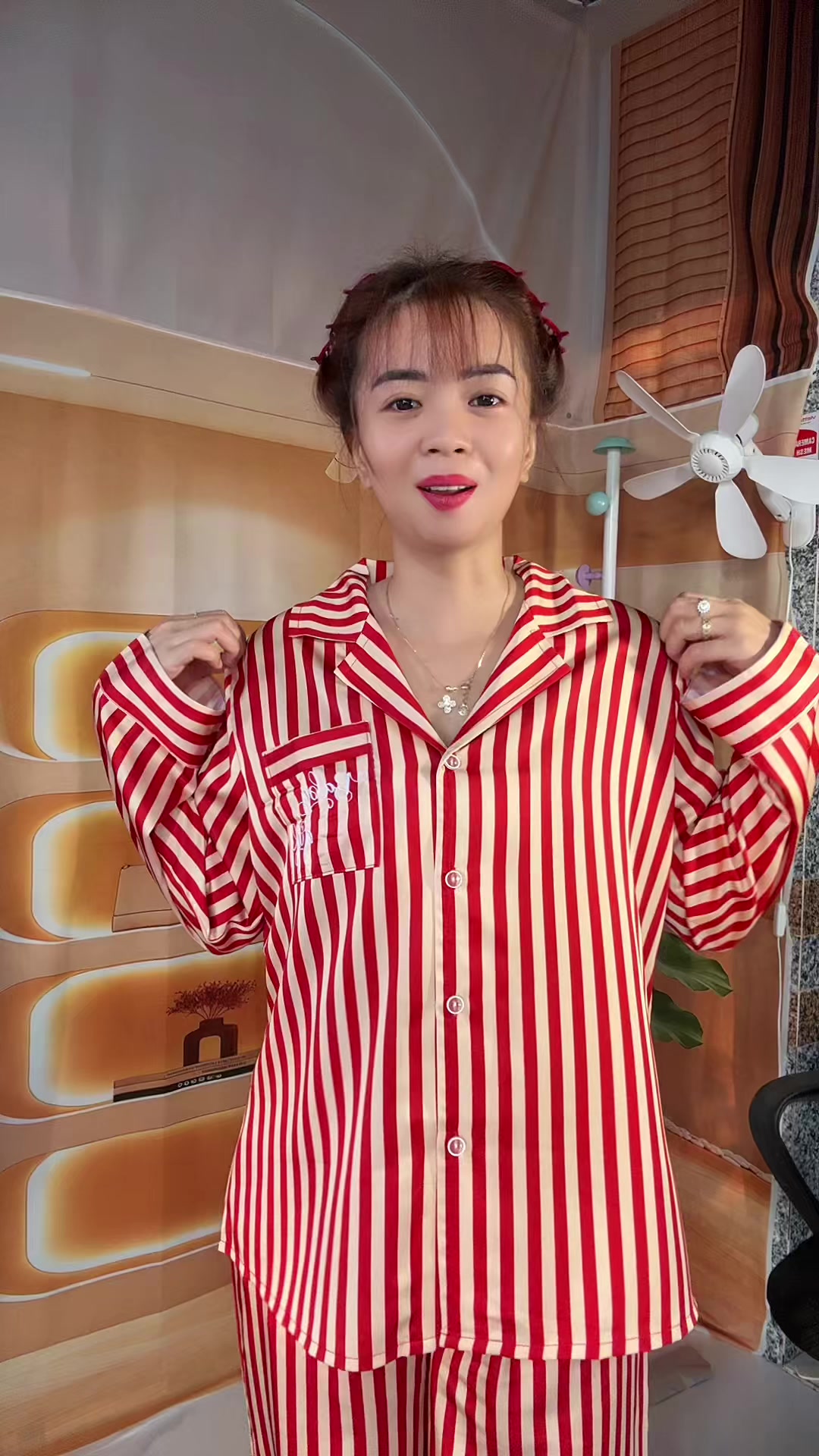 @Em Cẩm N&egrave;