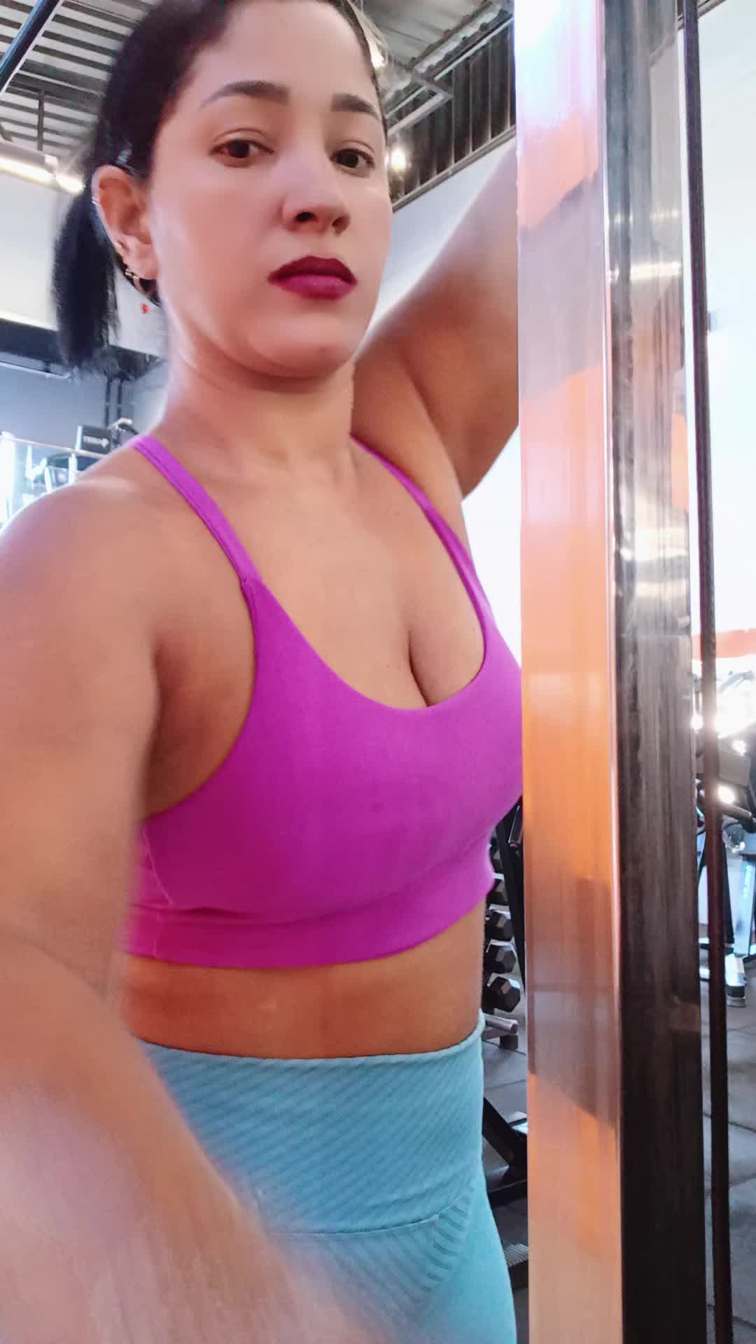 @janaina