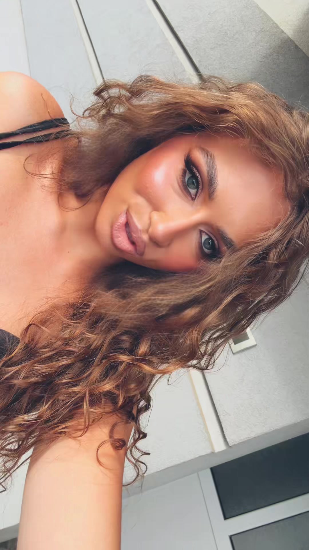 @iiivonaaaa