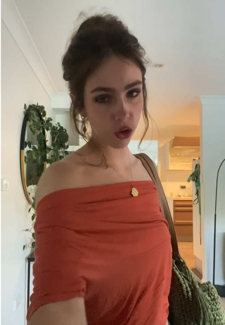 @scarlettishere