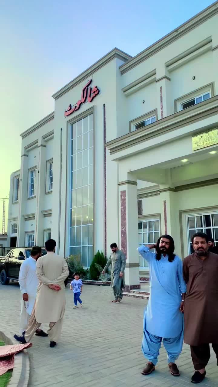 @Sarfaraz Raisani