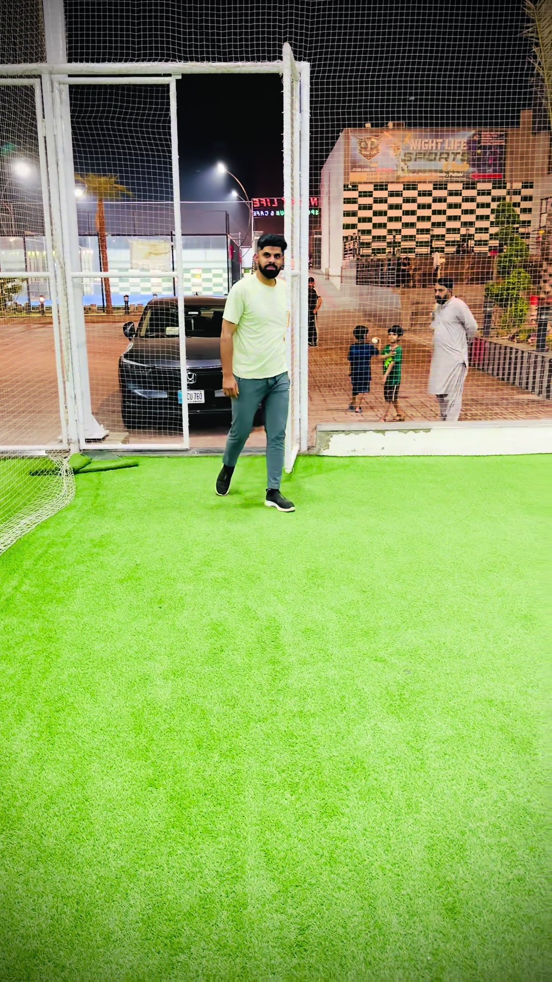 @Zaibishazada