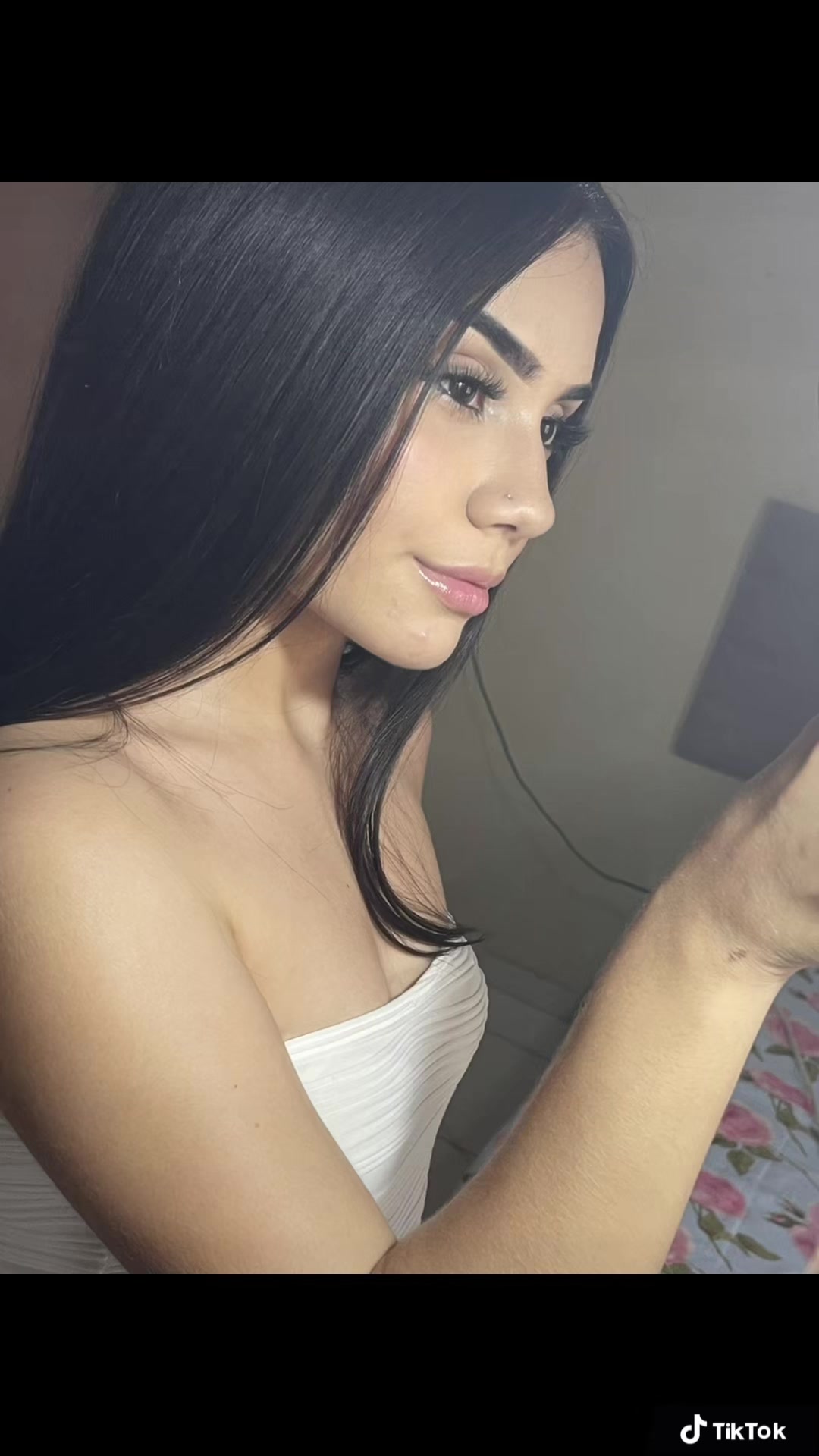 @Camila