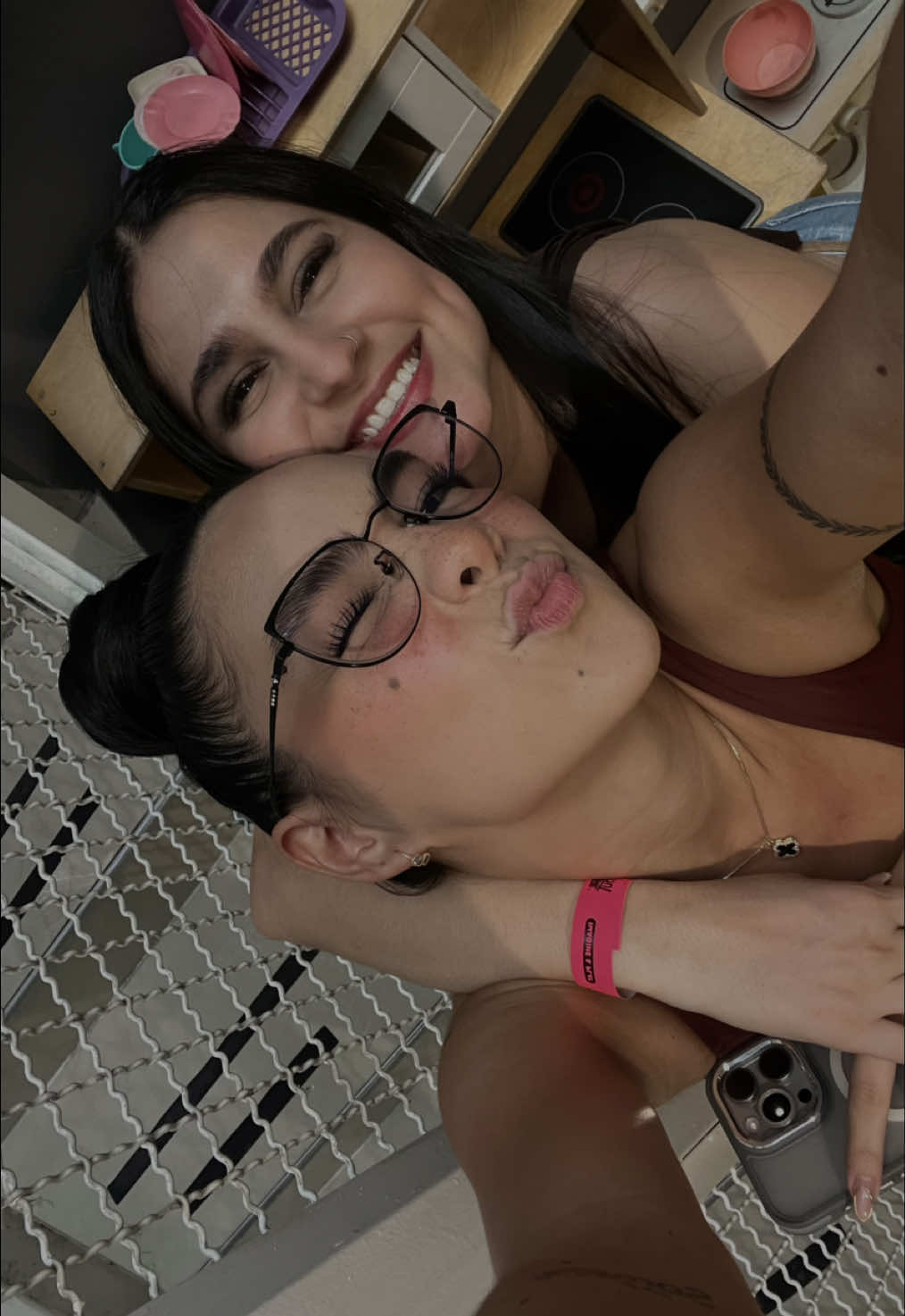 @angeeced