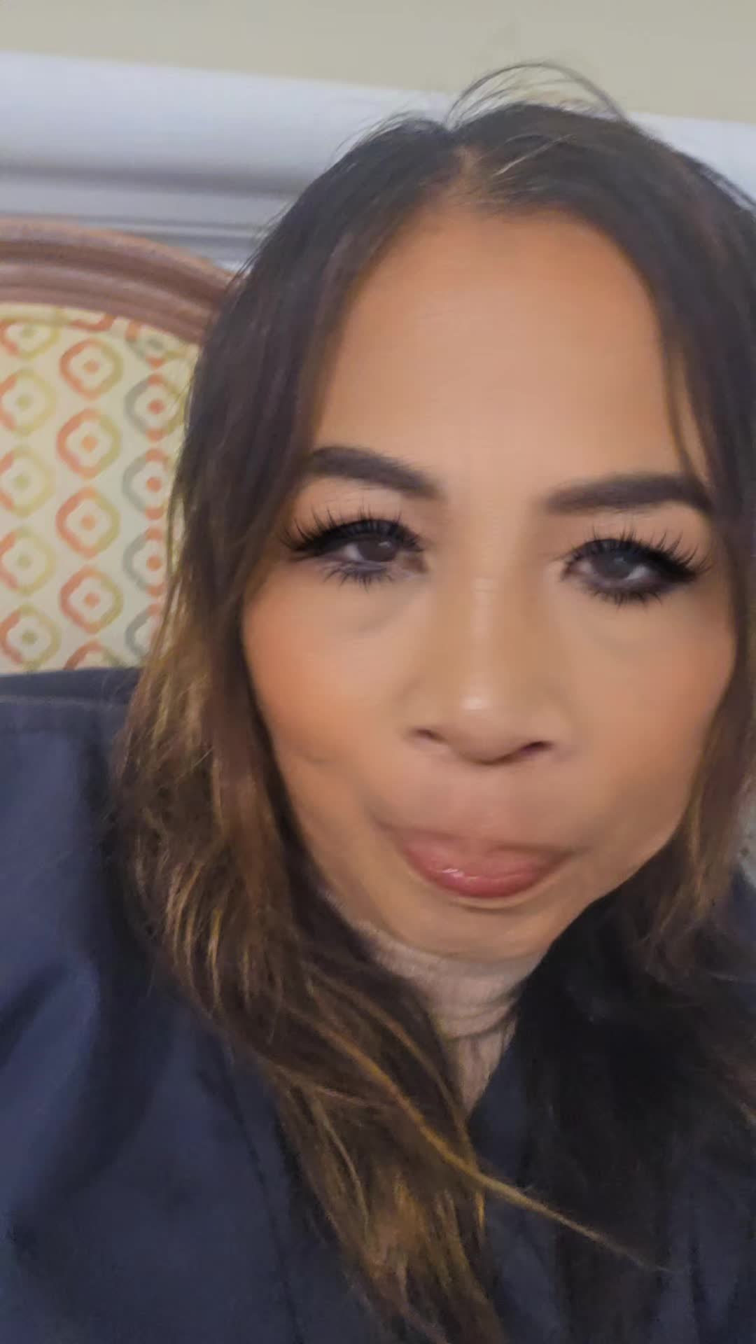 @ariyanababe