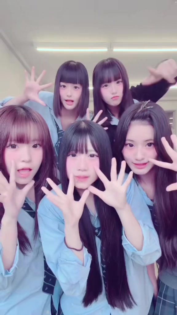 @ゆ り