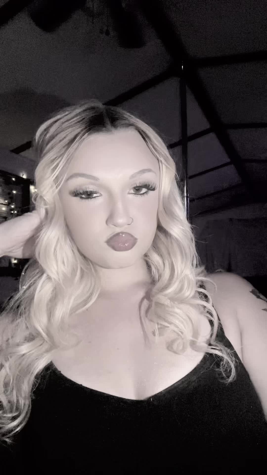 @Brat💗