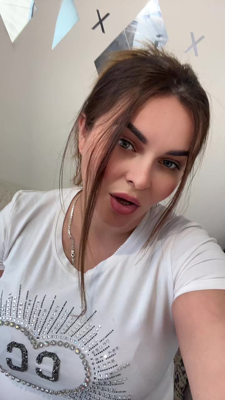 @kominvika