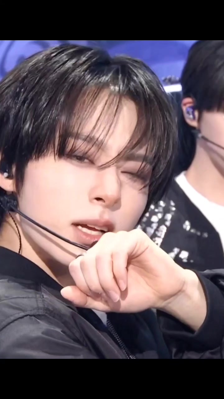 @🎤K–popsong_Lover❤️