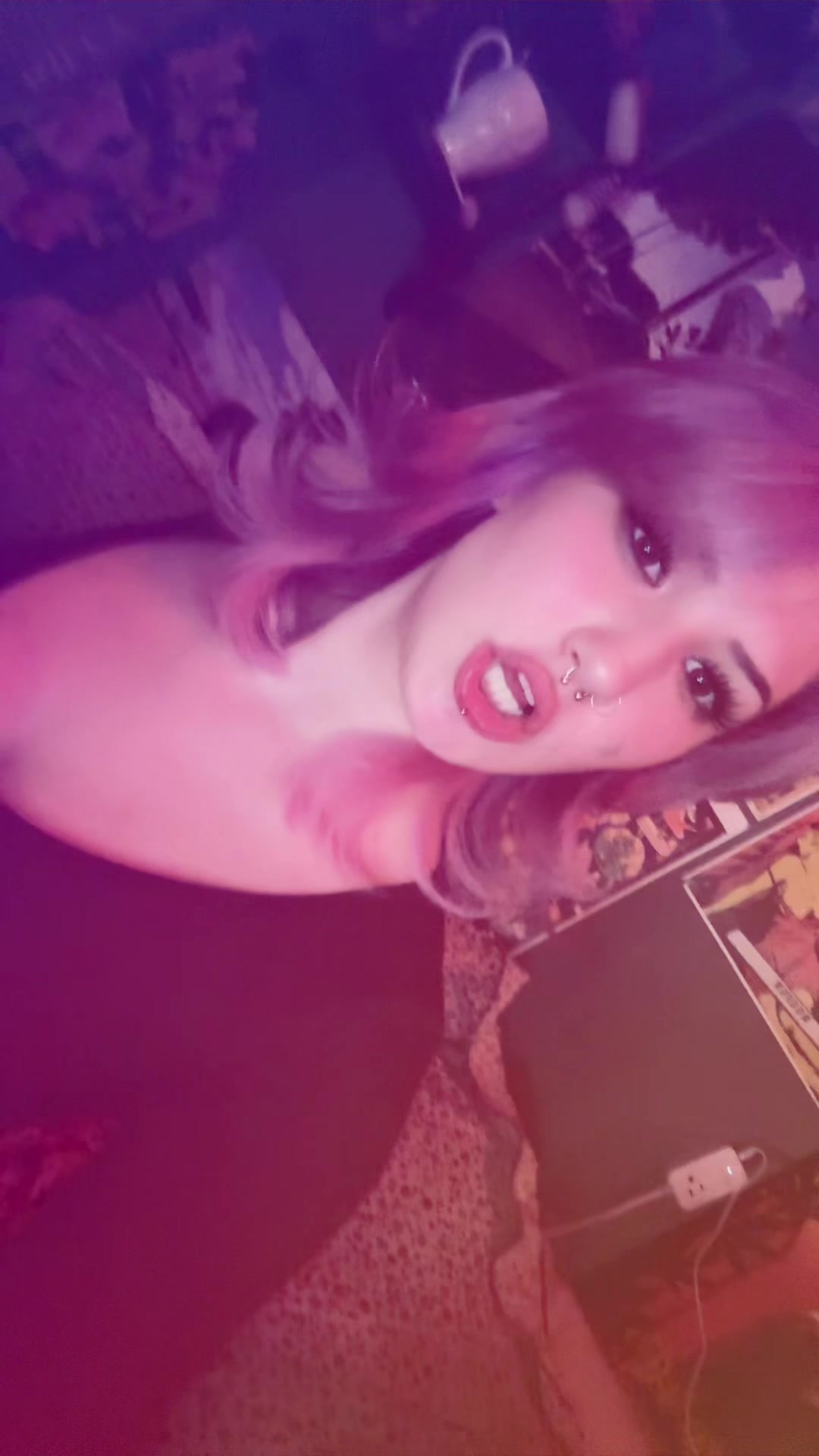 @ari 𖤐