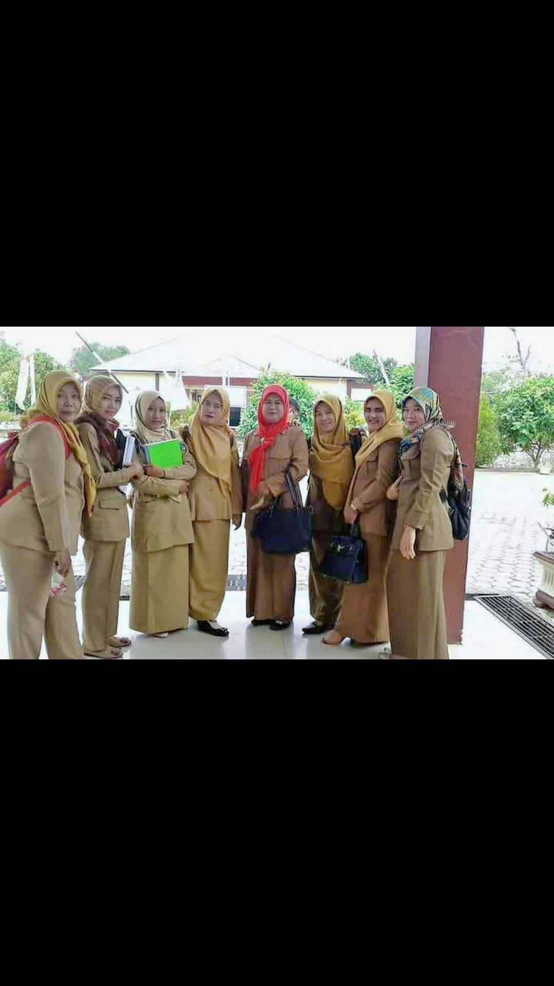 @EKA YUNITA,S.PdAUD.S.PdSD.Gr
