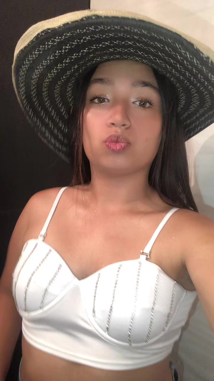 @A&rsquo;vila 😍