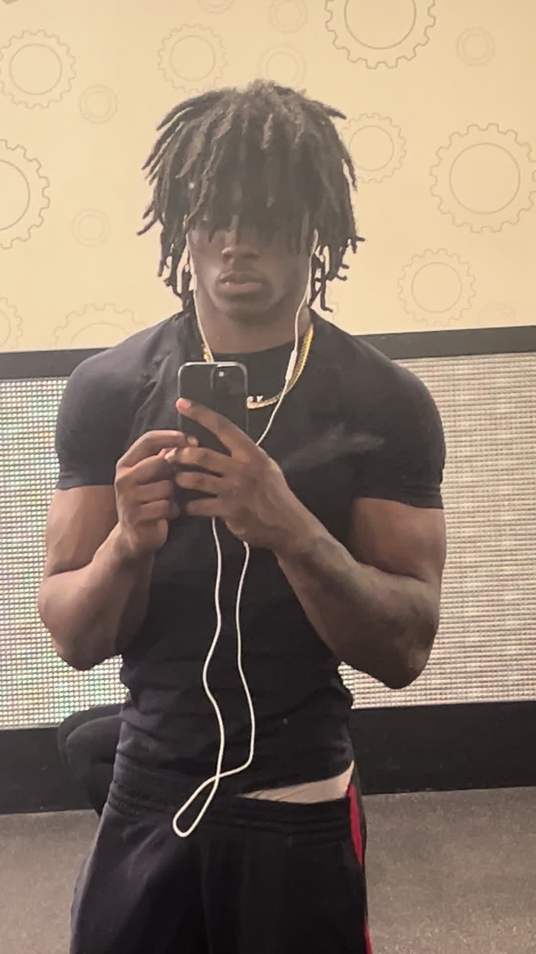 @♱