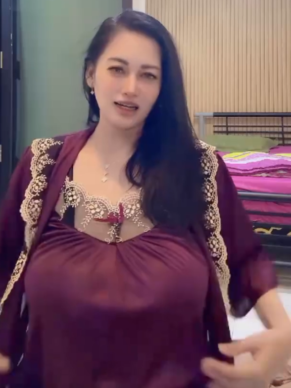 @VinezAmalia