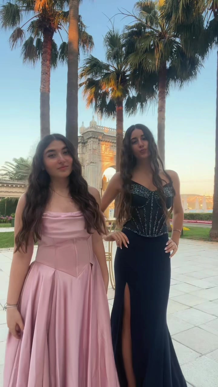 @𝓮𝓬𝓮