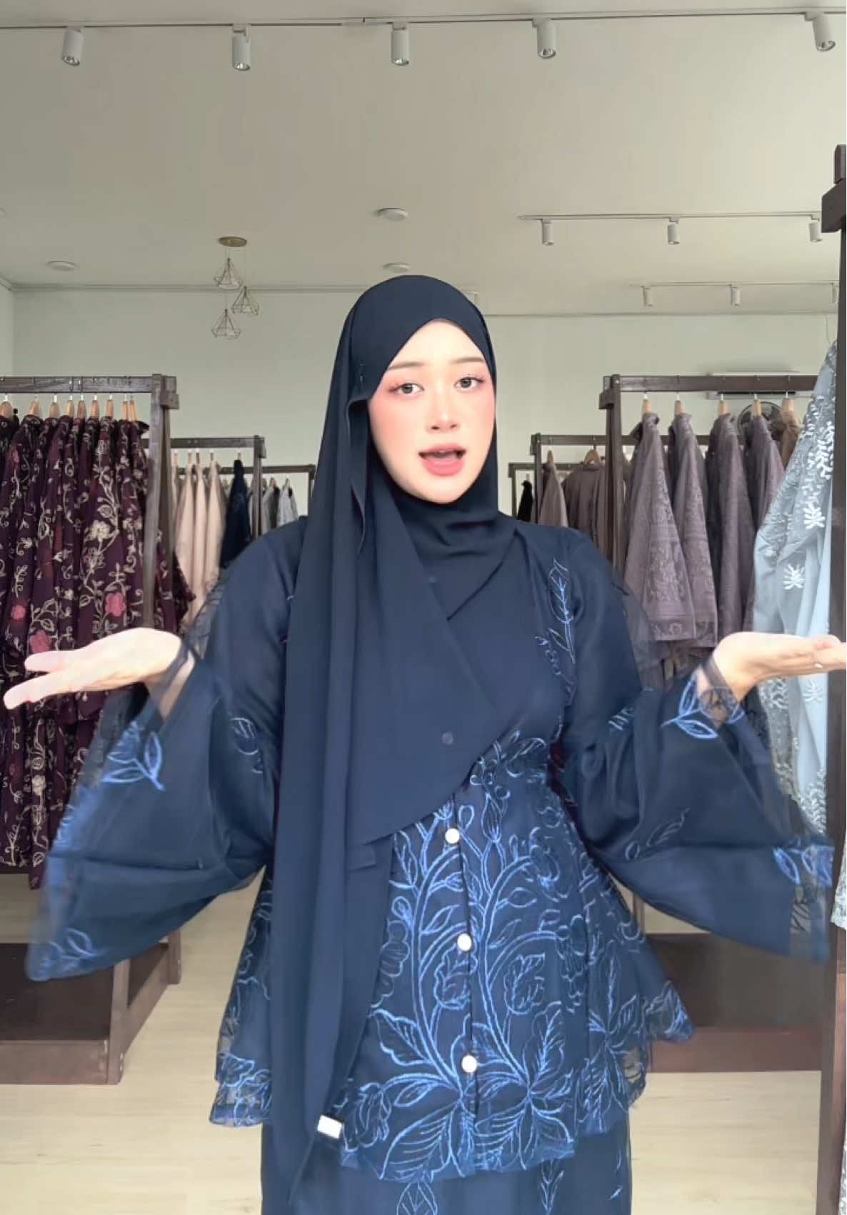 @ceochomelbynabila
