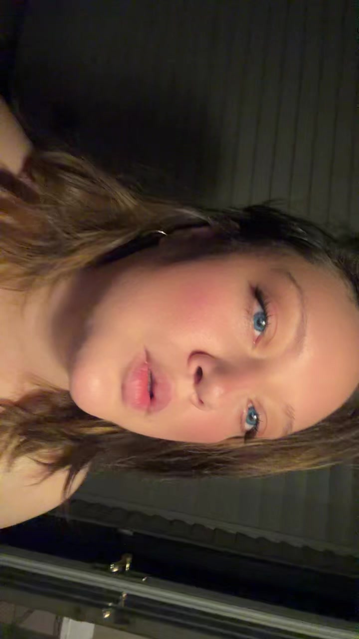 @Tati🫦