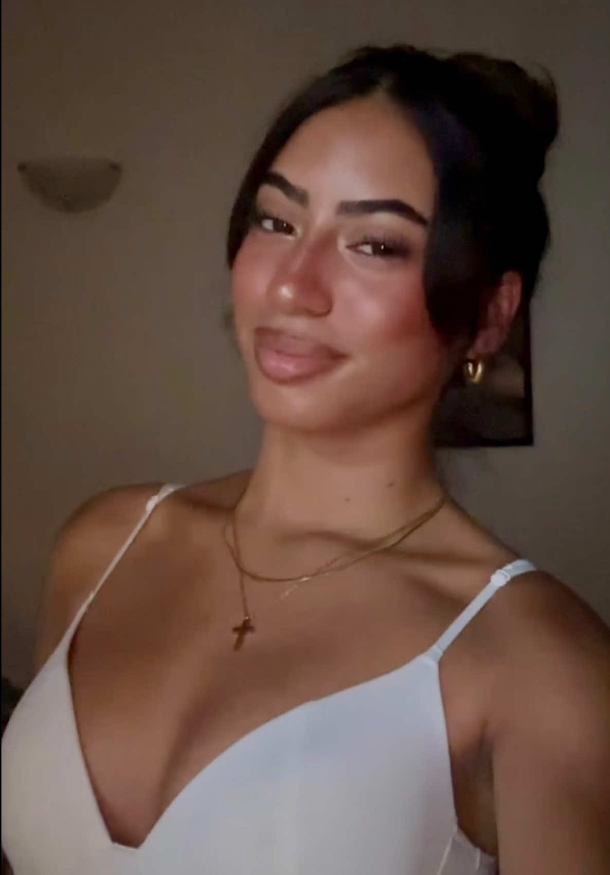 @Ana Laura 🦋
