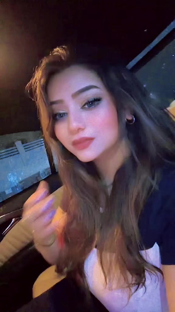 @ZAREEN SHAH❣️