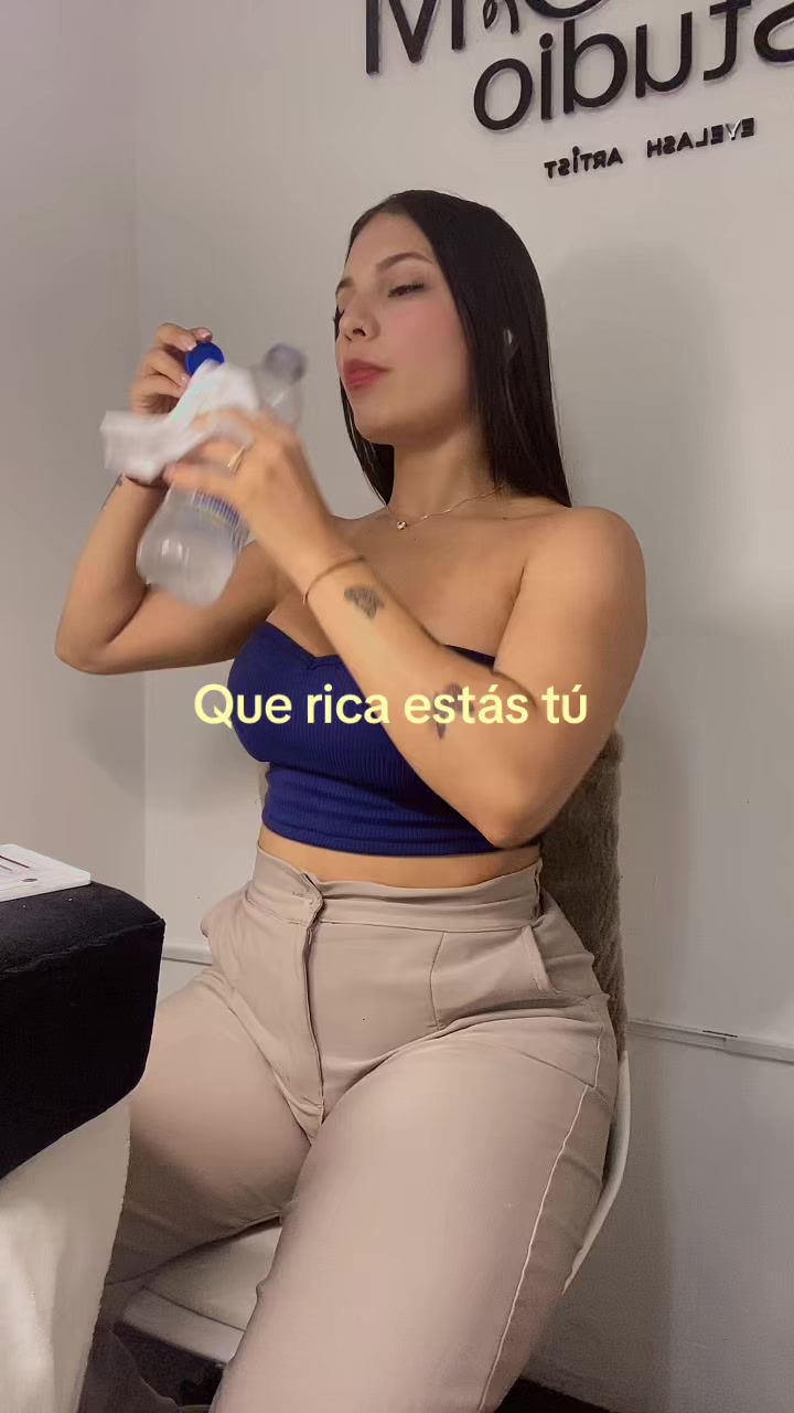 @Darling🧸