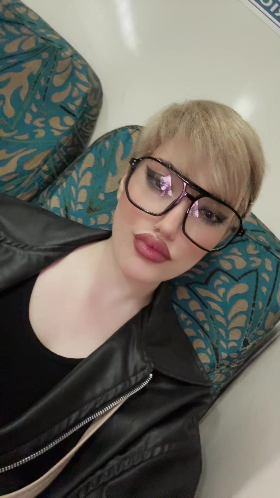 @kiyanaMAH
