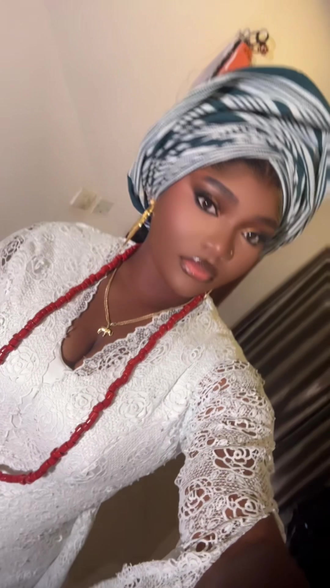 @AMINAT ✨️🤍