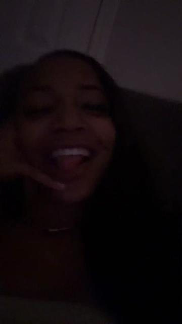 @Queen Beezyyyy