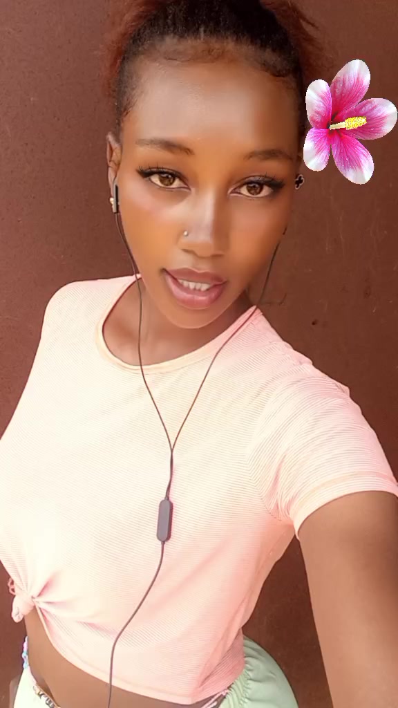 @Yonnie unruly🌹🤘